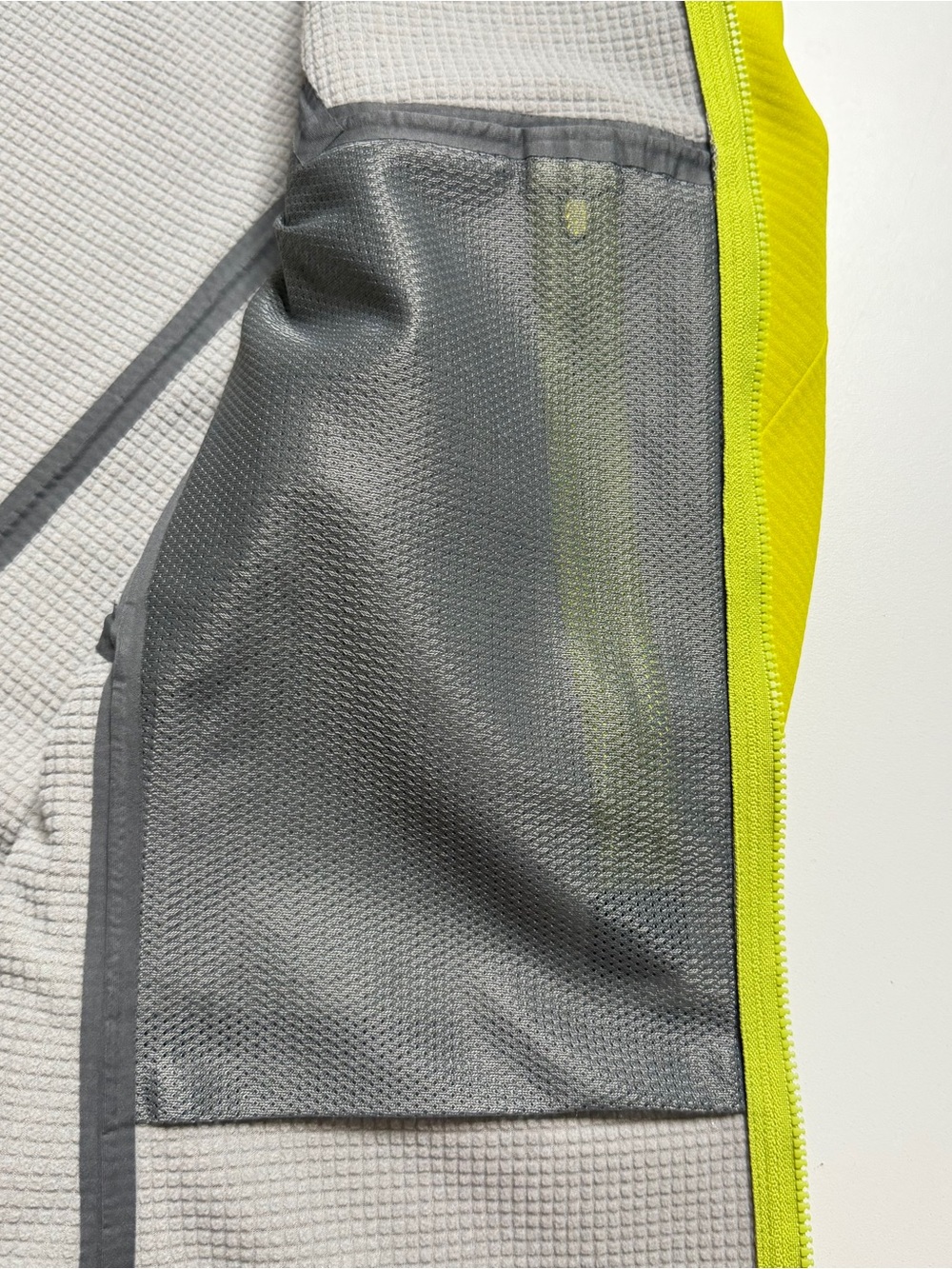 Arcteryx Acto MX Softshell Full Zip Hooded Jacket Womens Large Volt Lime Green - Picture 8 of 13